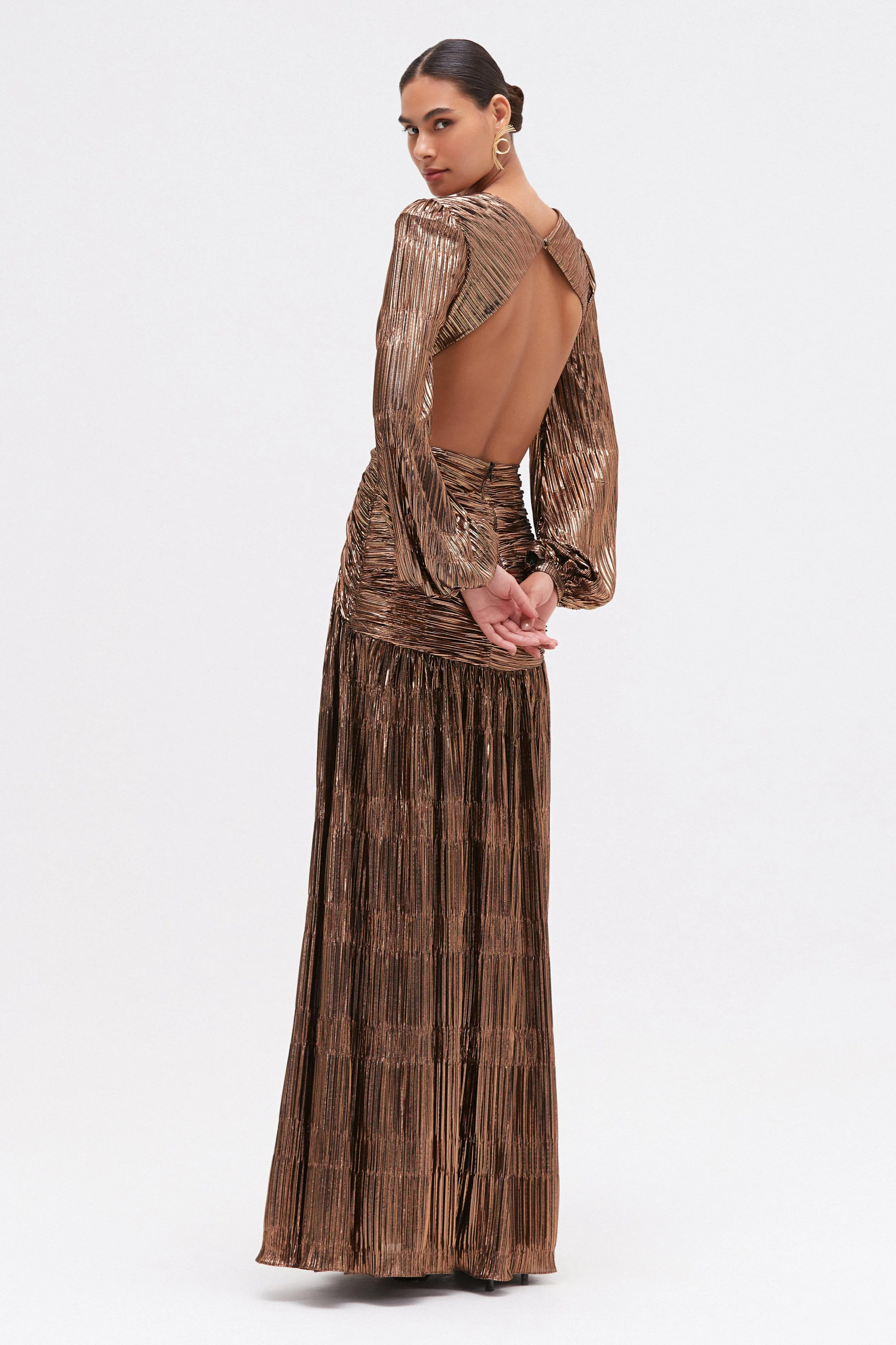 METALLIC PLISSE CUT OUT GOWN - Image 3