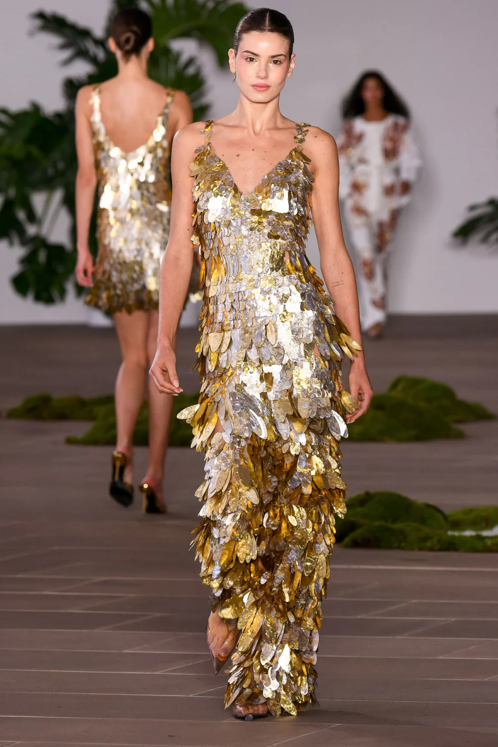 SEQUIN EMBROIDERED GOWN (RUNWAY) - Image 3