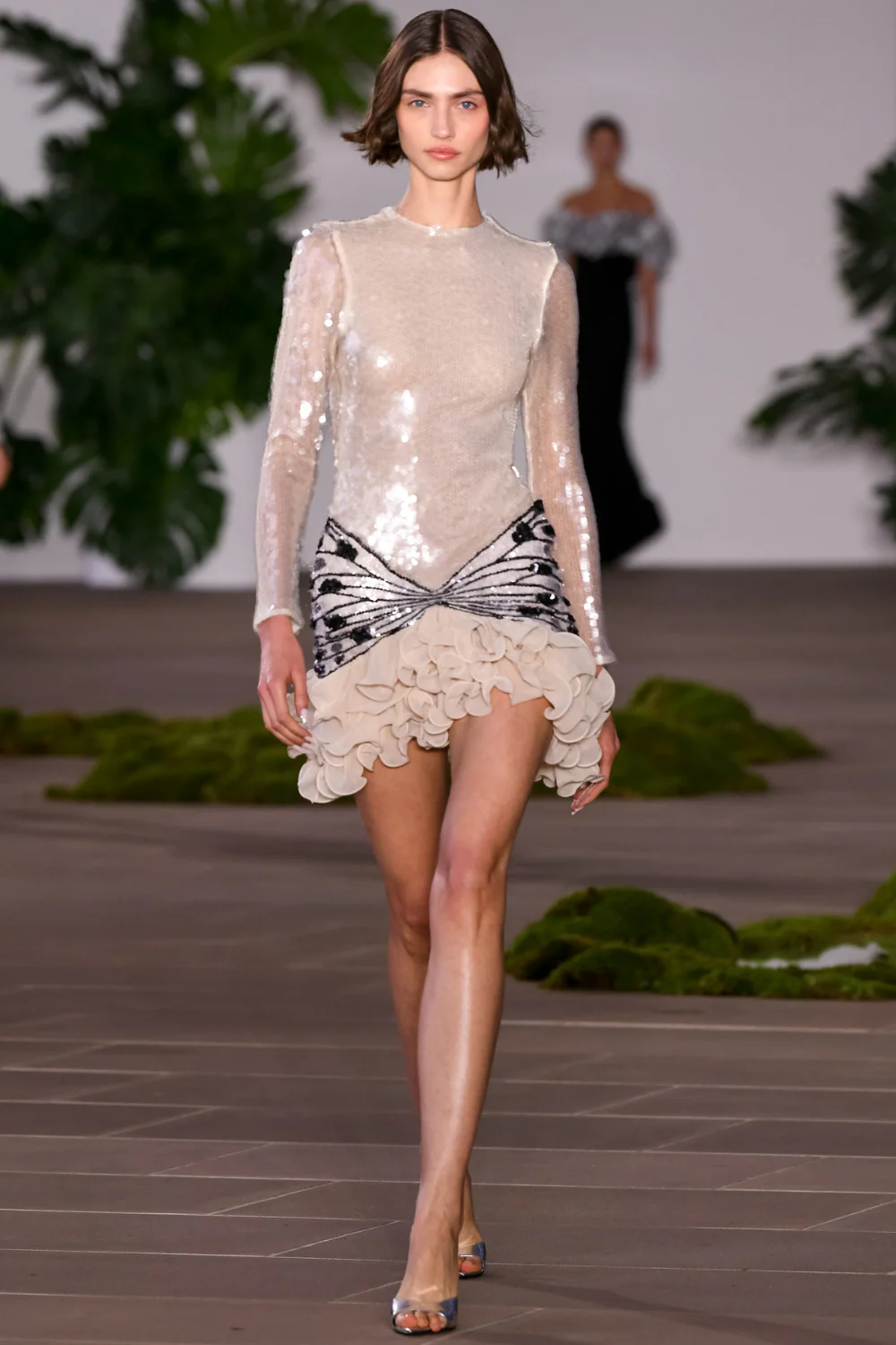 SEQUIN LONG SLEEVE MINI DRESS (RUNWAY) - Image 4