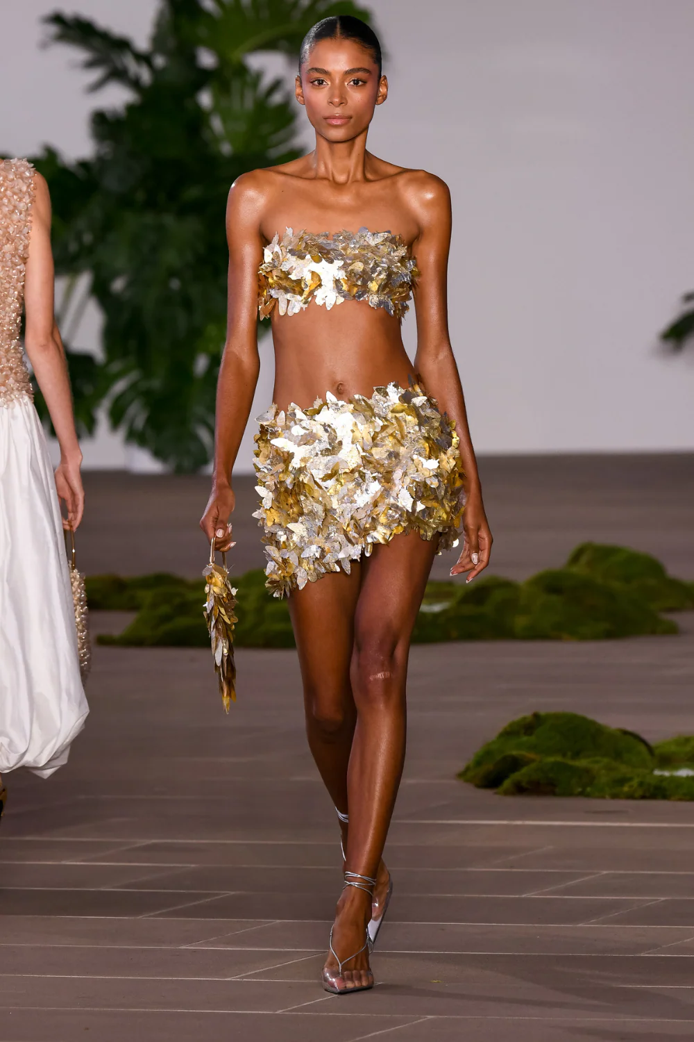 SEQUIN SKIRT (RUNWAY) - Image 3